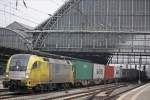MRCE Dispolok/BoxXpress ES 64 U2-096  IBS  am 28.3.13 mit einem Containerzug in Bremen Hbf.
