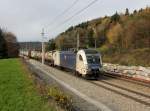 Die ES 64 U2-064 mit einem KLV-Zug am 10.11.2013 unterwegs bei Wernstein.