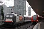 MRCE Dispolok/HKX ES 64 U2-026 am 10.5.13 beim Halt in Essen Hbf.