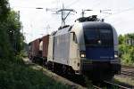 MRCE Dispolok/WLC ES 64 U2-060 am 25.5.13 mit einem KLV nach Rheinhausen in Ratingen-Lintorf.