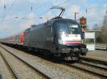 MRCE Dispolok ES 64 U2 - 013 schiebt RB 16317 am 26.03.2014 nach Halle/S.