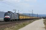 ES 64 U2-010 von MRCE ausgeliehen an TX Logistic mit einem Autozug bei Pölling, 03.03.2014