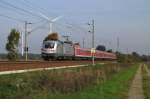 182 004-2  Porsche  fuhr am 08.10.2010 eine Garnitur des RE10 von Cottbus nach Leipzig Hbf.