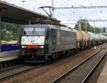 ES 64-4 153 der Mitsui Rail Capital Europe GmbH durcheilt Zábřeh (deutsch Hohenstadt an der March)26.11.2021 12:19 Uhr.