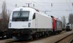 Fabriksneue 1216  WhiteLady  als 183 602, vor SBB Cargo 482 037-9, sowie im Hintergrund die ES64U2-024 der Wiener Lokalbahn - abgestellt am 4.1.2009 im Donauuferbahnhof/Wien.
