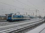 Am S-Bahn Haltepunkt Hirschgarten konnte bei Winterlichem Wetter 183 001 mit Ihren Zug, am 13,02,2010 Fotografiert werden.