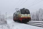 183 001 auf dem Weg ins Werk Linz am 21.01.2012 in Haar.