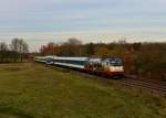 183 001 mit einem ALX am 09.11.2012 unterwegs bei Mnchen-Feldmoching.
