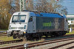 RailAdventure mit abgestellter Lok 183 500 in Bergen auf Rügen.