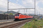 Vierfachtraktion, mit den DB Loks 185 130-2, 185 085-8, 185 122-9 und 185 134-4, durchfahren den Bahnhof Gelterkinden. Die Aufnahme stammt vom 06.04.2017.