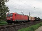 DB Cargo 185 001-5 am 06.05.17 in Walluf mit einen gemischten Güterzug