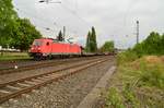 185 202-9 mit einem Mischer durch Rheydt Hbf am Abend des 8.5.2017