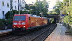 185 163-3 und 185 193-0 beide von DB  kommen aus Richtung Köln,Aachen-Hbf und fahren durch Aachen-Schanz in Richhtung Aachen-West mit einem Ölleerzug aus  Basel-SBB(CH) nach