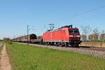 Am 05.05.2016 bespannte 185 090-8  Bombadier Werk Kassel  einen gemischten Güterzug (Chiasso - Mannheim Rbf), als sie bei Hügelheim in Richtung Norden fuhr.