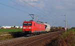 185 017 schleppte am 29.09.17 einen gemischten Güterzug durch Rodleben Richtung Magdeburg.