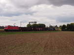 185 211 mit EZ 51741 von Nürnberg Rbf nach Ingolstadt Hbf. Am 07.10.17 kurz vor Ingolstadt Nord