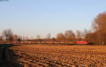 185 085-8 mit dem EZ 45023 (Mannheim Rbf-Chiasso) bei Riegel 13.2.18