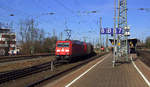 185 345-6 und 185 224-3 beide von DB fahren mit einem Kohlenzug aus dem Neusser-Güterbahnhof und fuhren in Richtung Mönchengladbach,Rheydt,Jüchen,Gubberath,Grevenbroich