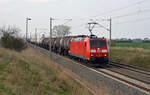 185 189 schleppte am 11.04.18 einen Kesselwagenzug durch Weißandt-Gölzau Richtung Halle(S).