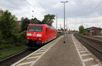 185 023-9 DB kommt mit einem Güterzug aus Zeebrugge-Vorming(B) nach Novara-Boschetto(I) und kommt aus Richtung