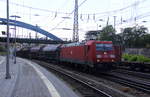 185 228-4 DB  kommt aus Richtung Aachen-West,Aachen-Schanz und fährt durch den Aachener-Hbf in Richtung Köln mit einem  Kohlenzug aus Gent-Zeehaven(B) nach Garching(D) und fährt in
