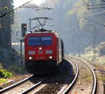 185 309-2 DB kommt aus Richtung Köln,Aachen-Hbf und fährt durch Aachen-Schanz mit einem Ölleerzug aus Basel-SBB(CH) nach Antwerpen-Petrol(B) und fährt in Richtung Aachen-West. Aufgenommen vom Bahnsteig von Aachen-Schanz. 
Bei schönem Herbstwetter am Kalten Vormittag vom 17.11.2018.