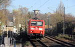185 161-7 DB kommt aus Richtung Aachen-West mit einem LKW-Zug aus Zeebrugge-Vorming(B) nach Novara-Boschetto(I) und fährt durch Aachen-Schanz in Richtung