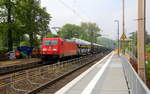 185 318-3 DB kommt durch Kohlscheid aus Richtung Aachen-West mit einem Güterzug aus Muizen-Goederen(B) nach Osnabrück(D) und fährt durch Kohlscheid und fährt in Richtung