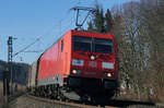 185 272-2 mit Güterzug am 14.02.2018 bei Stirpe Oelingen kurz ver der Passage über den Mittellandkanal auf dem Weg nach Bremen.