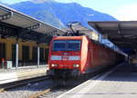 185 134-4 und 185 087-4 beide von DB kommen mit einem gemischten Güterzug aus Mannheim-Gbf(D) nach Chiasso-Gbf(CH) und durchfuhren den Bahnhof von Bellinzona(CH) in Richtung Chiasso(CH).
