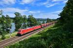 185 240 + 185 295 mit einem Erzzug am 11.08.2019 bei Sandbach.