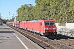 Am Nachmittag des 27.09.2018 fuhr 185 276-3 zusammen mit 185 287-0 und einem vollen Falns-Zug nach Linz (AT) durch den Bahnhof von Köln Süd in Richtung Gremberg.