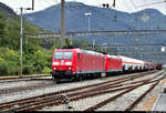 Gemischter Gz mit 185 101-3 und 185 133-6 DB durchfährt den Bahnhof Rivera-Bironico (CH) auf der Gotthardbahn am Monte Ceneri (600) Richtung Bellinzona (CH).