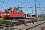 DB Lok 185 126-0 durchfährt den Bahnhof Pratteln.