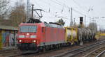 DB Cargo AG [D] mit  185 115-3  [NVR-Nummer: 91 80 6185 115-3 D-DB] und einigen Güterwagen Richtung Franfurt/Oder am 17.11.20 Bf.