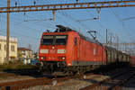 DB Lok 185 116-1 durchfährt den Bahnhof Pratteln. Die Aufnahme stammt vom 06.11.2020.