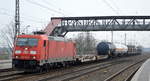 DB Cargo AG [D] mit  185 393-6  [NVR-Nummer: 91 80 6185 393-6 D-DB] und einem gemischtem Güterzug Richtung Rbf. Seddin am 26.03.21 Bf. Saarmund