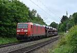 Am Mittag des 1.Juli 2021 kommt als letzter Mittagsaudizug auf der Kbs 705 von der 185 200 gezogene Zug in Neckargerach vor meine Linse als er gen Heidelberg fuhr.