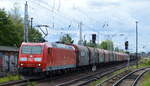 DB Cargo AG [D] mit  185 011-4  [NVR-Nummer: 91 80 6185 011-4 D-DB] und gemischtem Güterzug Richtung Frankfurt/Oder am 26.08.21 Berlin Hirschgarten.
