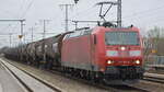 DB Cargo AG [D] mit  185 150-0  [NVR-Nummer: 91 80 6185 150-0 D-DB] und Kesselwagenzug am 06.04.22 Durchfahrt Bf.