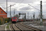 Gemischter Gz schlängelt sich mit 185 283-9 durch den Bahnhof Angersdorf auf Gleis 1 Richtung Sangerhausen.
