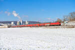 185 317 DB Cargo mit einem Autotransportzug bei Karlstadt Richtung Würzburg, 12.02.2021