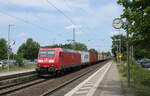 DB 185 005-6 mit Containerwagen Richtung Göttingen, am 11.07.2023 in Sarstedt.