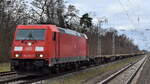 DB Cargo AG, Mainz mit ihrer  185 293-8  (NVR:  91 80 6185 293-8 D-DB ) und einem Zug Containertrag- u.