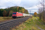 185 298 DB Cargo mit einem Containerzug bei Postbauer-Heng Richtung Nürnberg, 14.11.2021