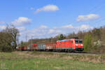 185 107-0 (DB Cargo) mit einem gemischten Güterzug in Ratingen Lintorf, 21. März 2026