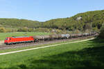 185 604 ATLU mit den GATX Kessel am 25.4.26 bei Dollnstein.