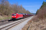 185 046 DB Cargo mit einem Autotransportzug bei Postbauer-Heng Richtung N�rnberg, 11.04.2022