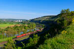 185 270 DB Cargo mit einem gemischten G�terzug bei Himmelstadt Richtung W�rzburg, 07.05.2022