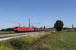 185 211 und 185 348 waren mit einem  Erzzug  am 19. August 2026 bei �bersee am Chiemsee in Richtung M�nchen unterwegs.